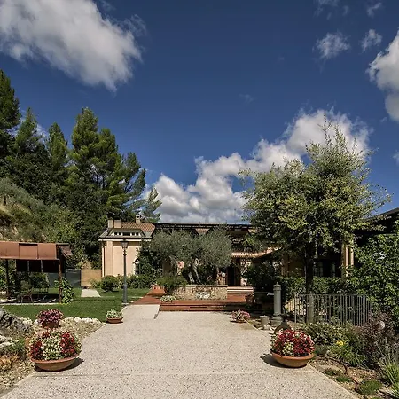 Hotel La Macchia